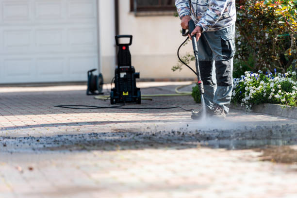 Why Choose Our Certified Pressure Washing Experts for Your Project Needs in Lincoln Park, MI?